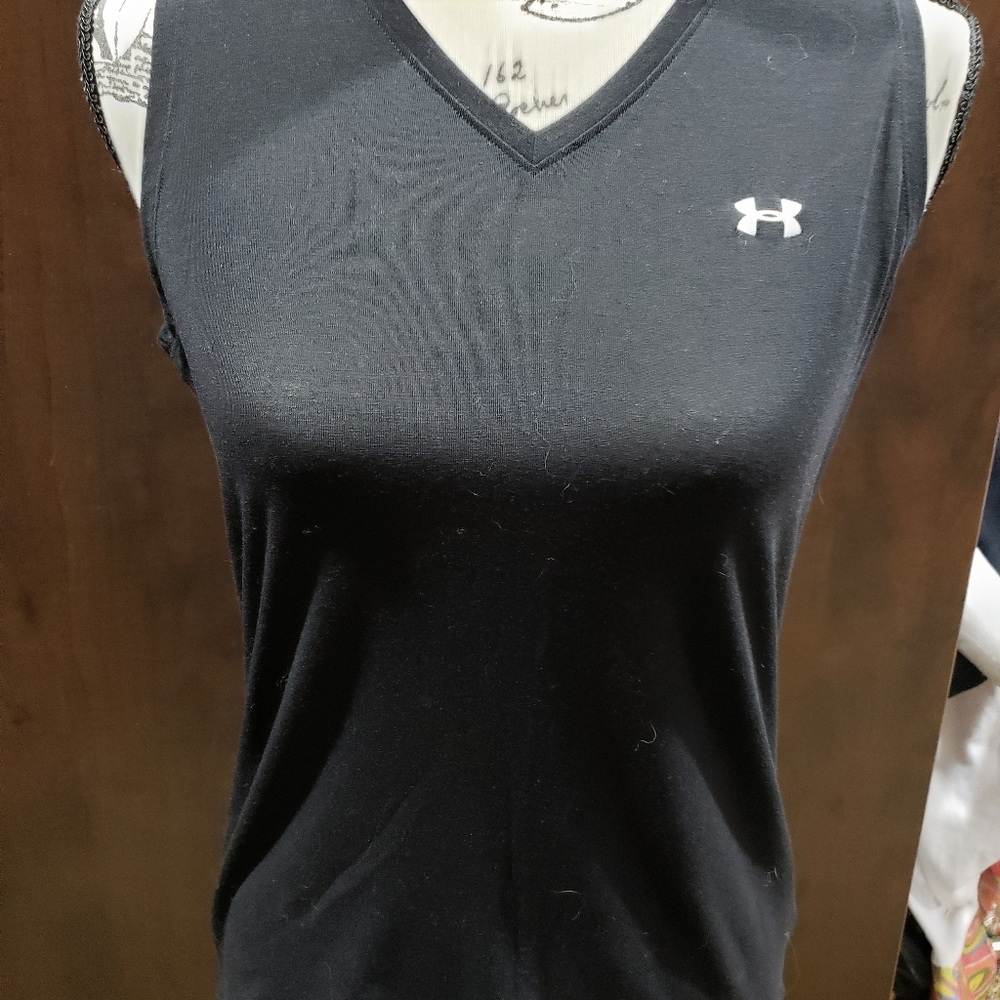 Under Armour Dryfit Vneck tank